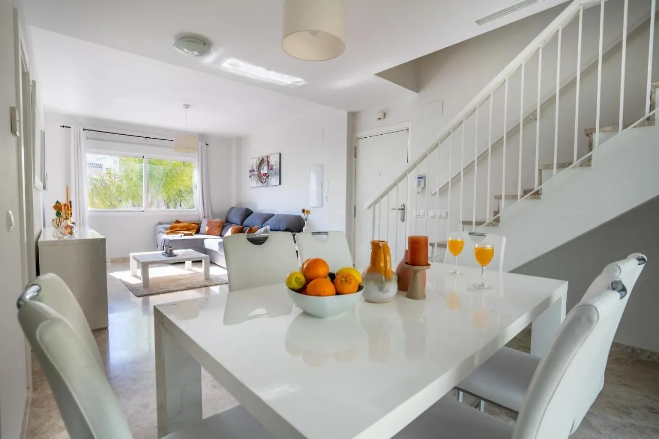 2Bdr Penthouse, Los Naranjos, W/Pool, 2Km P.Banus Marbella