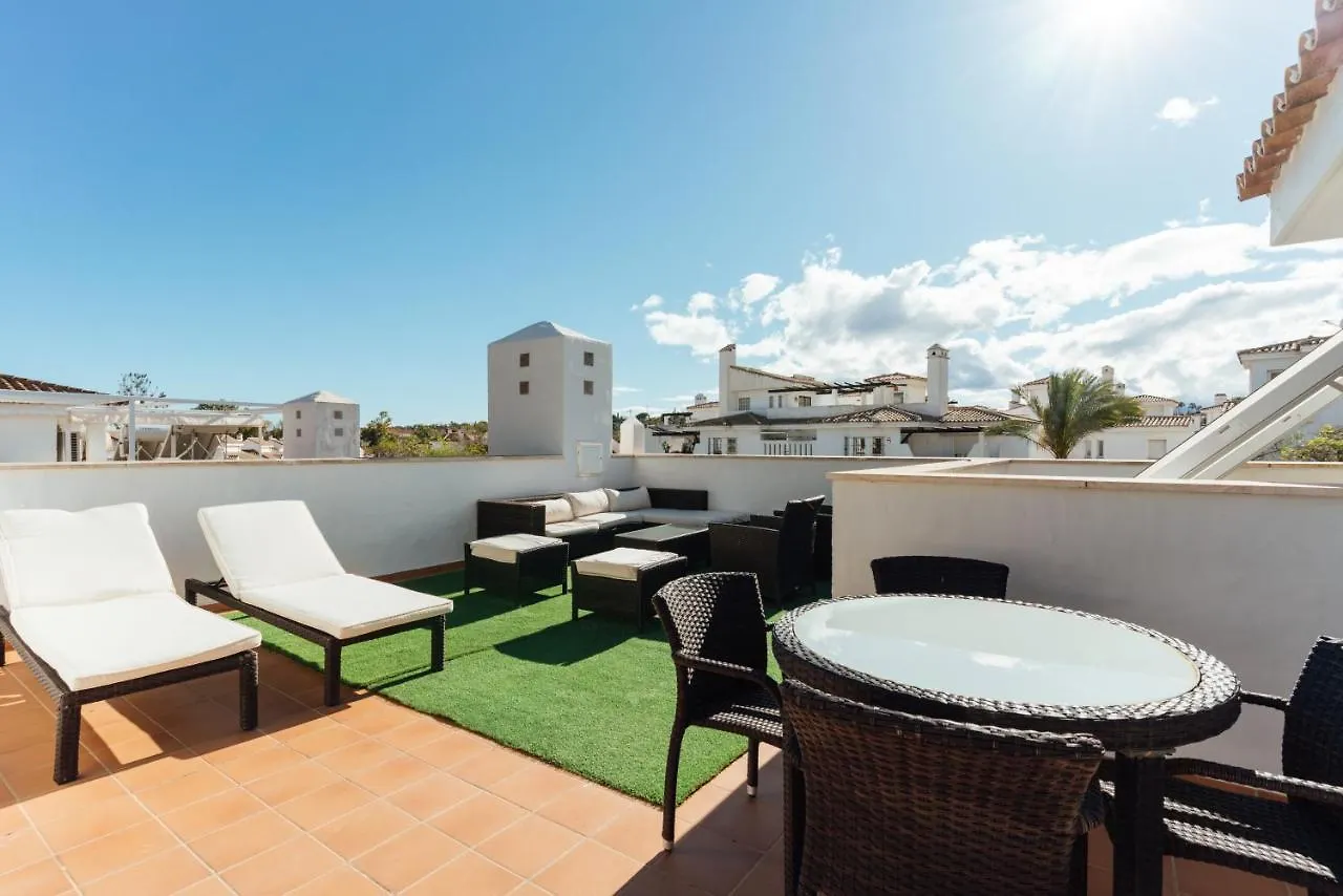 2Bdr Penthouse, Los Naranjos, W/Pool, 2Km P.Banus Marbella